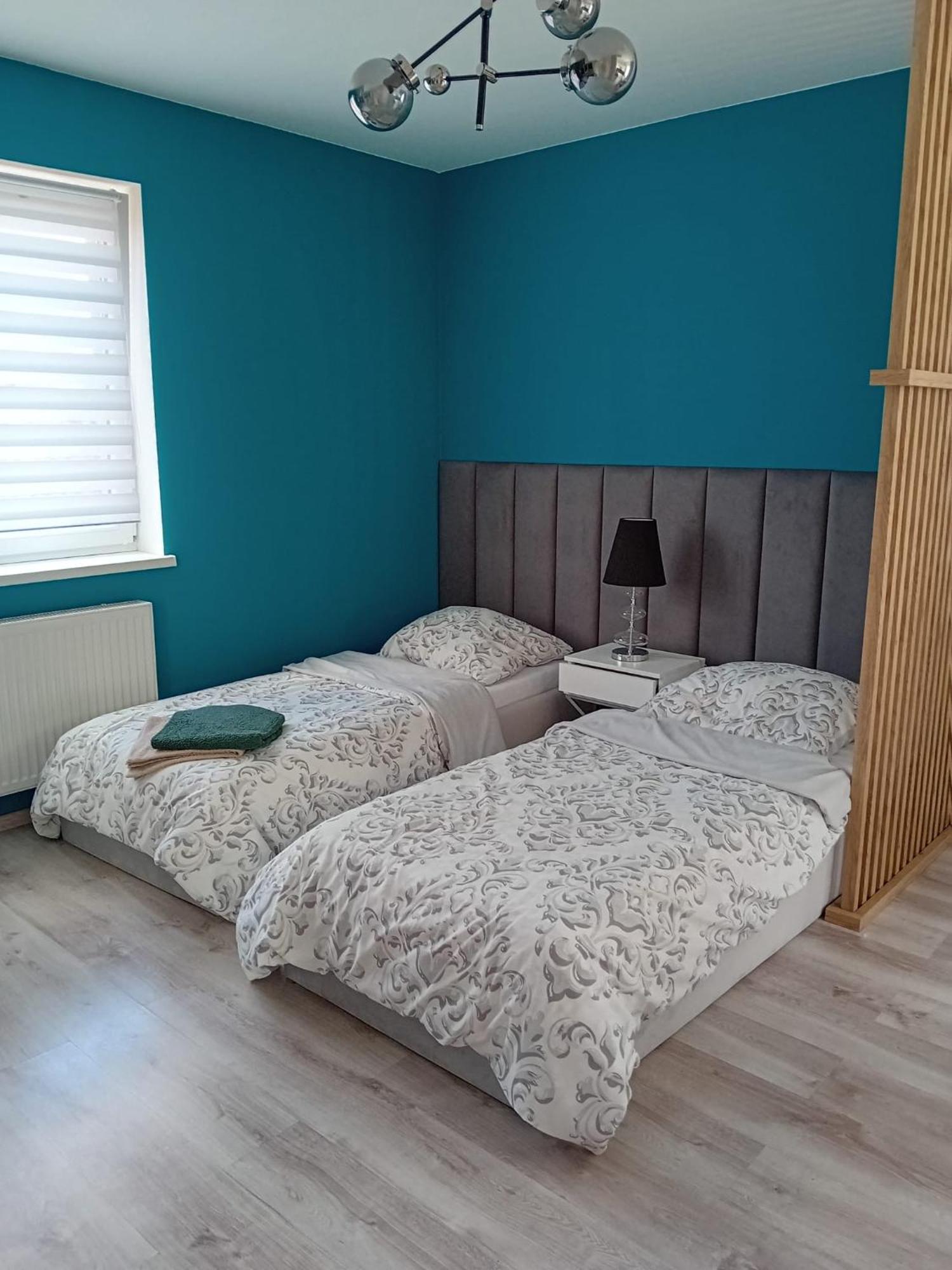 Apartament Z Lozem Malzenskim - Bezplatny Parking Posen Exterior foto